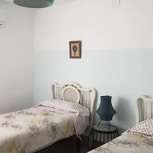 https://bonito-apartamento-en-el-casco-antiguo.es-andalucia.com